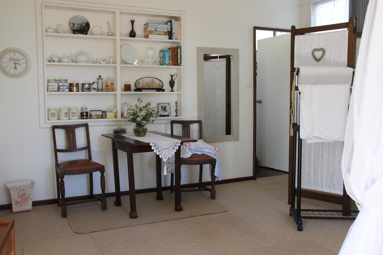 Whispering Pines Bed And Breakfast Collie Exterior foto