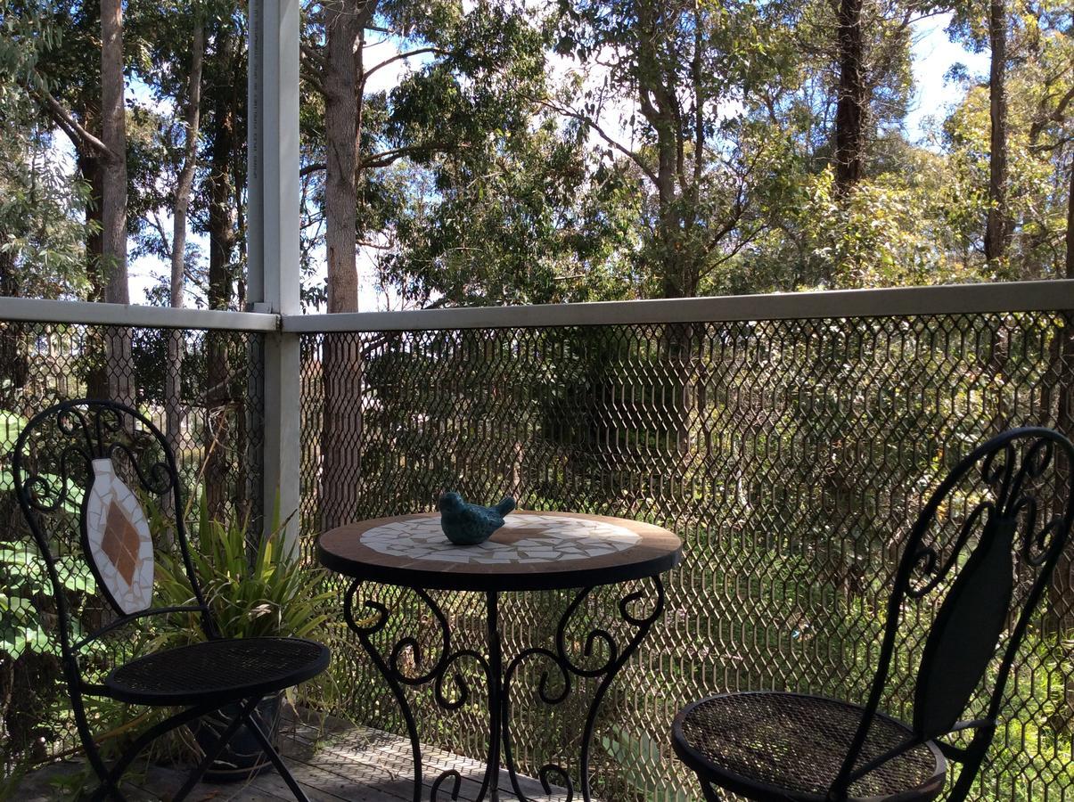 Whispering Pines Bed And Breakfast Collie Exterior foto